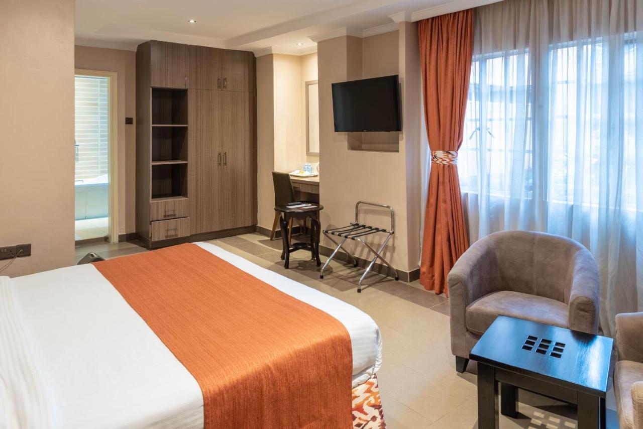 Hotel Waterbuck Nakuru Ngoại thất bức ảnh