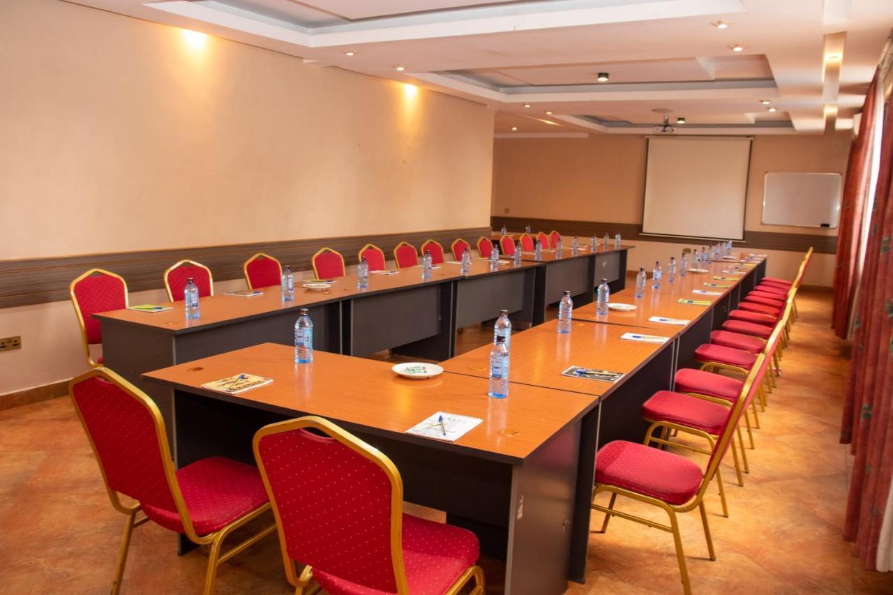Hotel Waterbuck Nakuru Ngoại thất bức ảnh