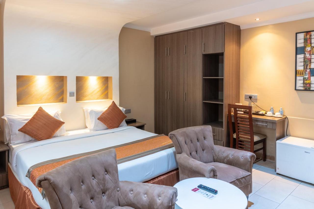 Hotel Waterbuck Nakuru Ngoại thất bức ảnh