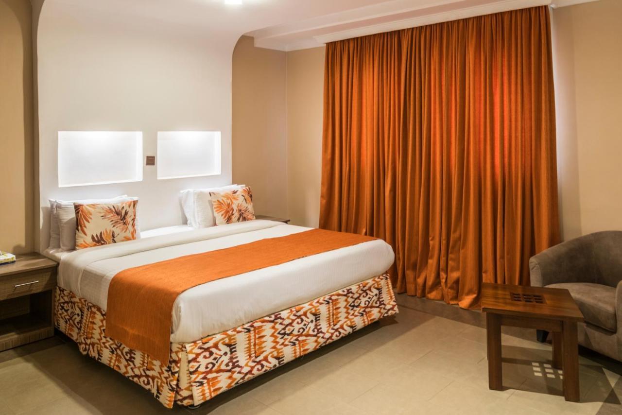 Hotel Waterbuck Nakuru Ngoại thất bức ảnh