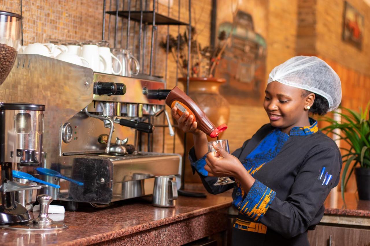 Hotel Waterbuck Nakuru Ngoại thất bức ảnh