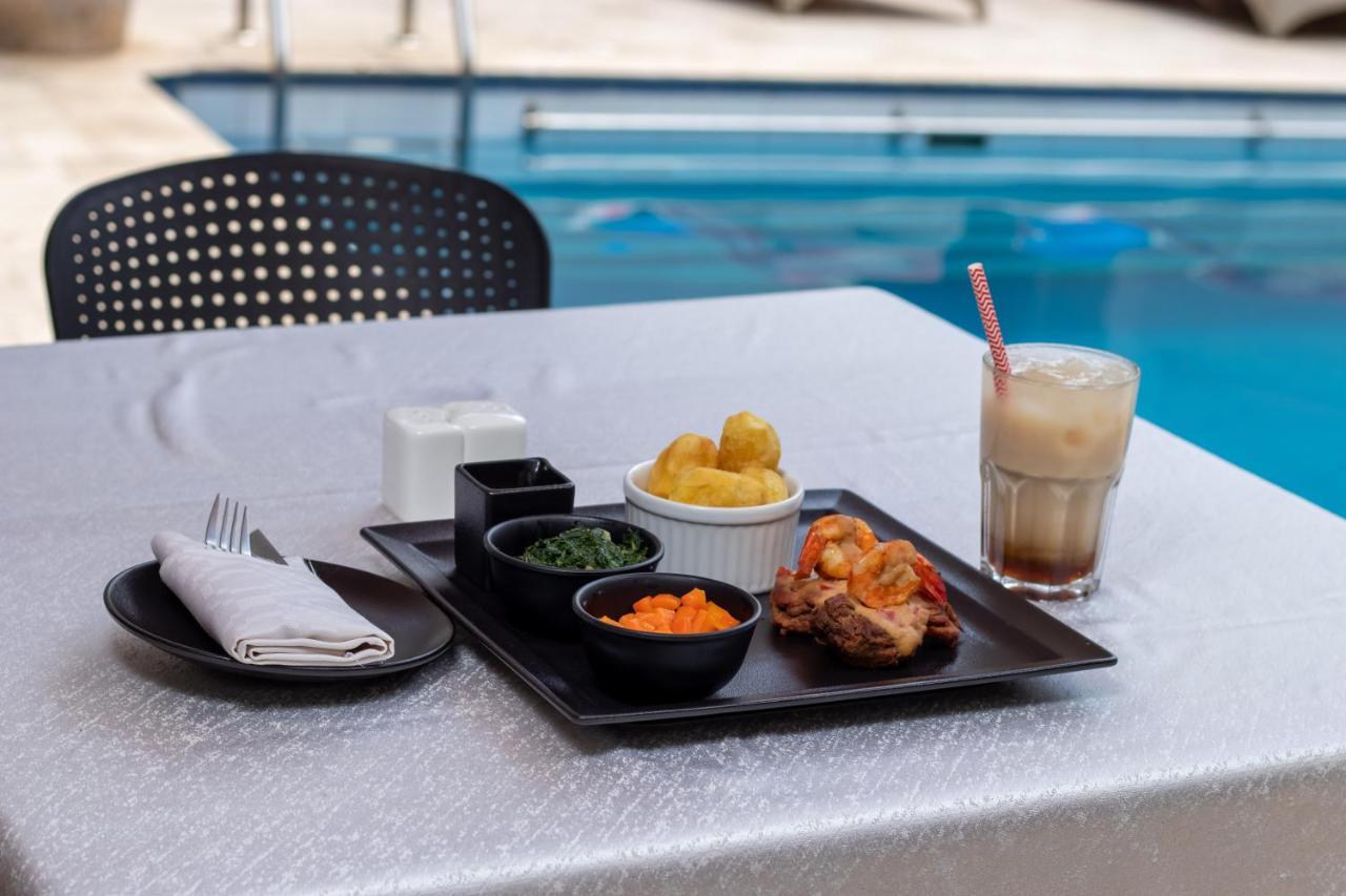 Hotel Waterbuck Nakuru Ngoại thất bức ảnh