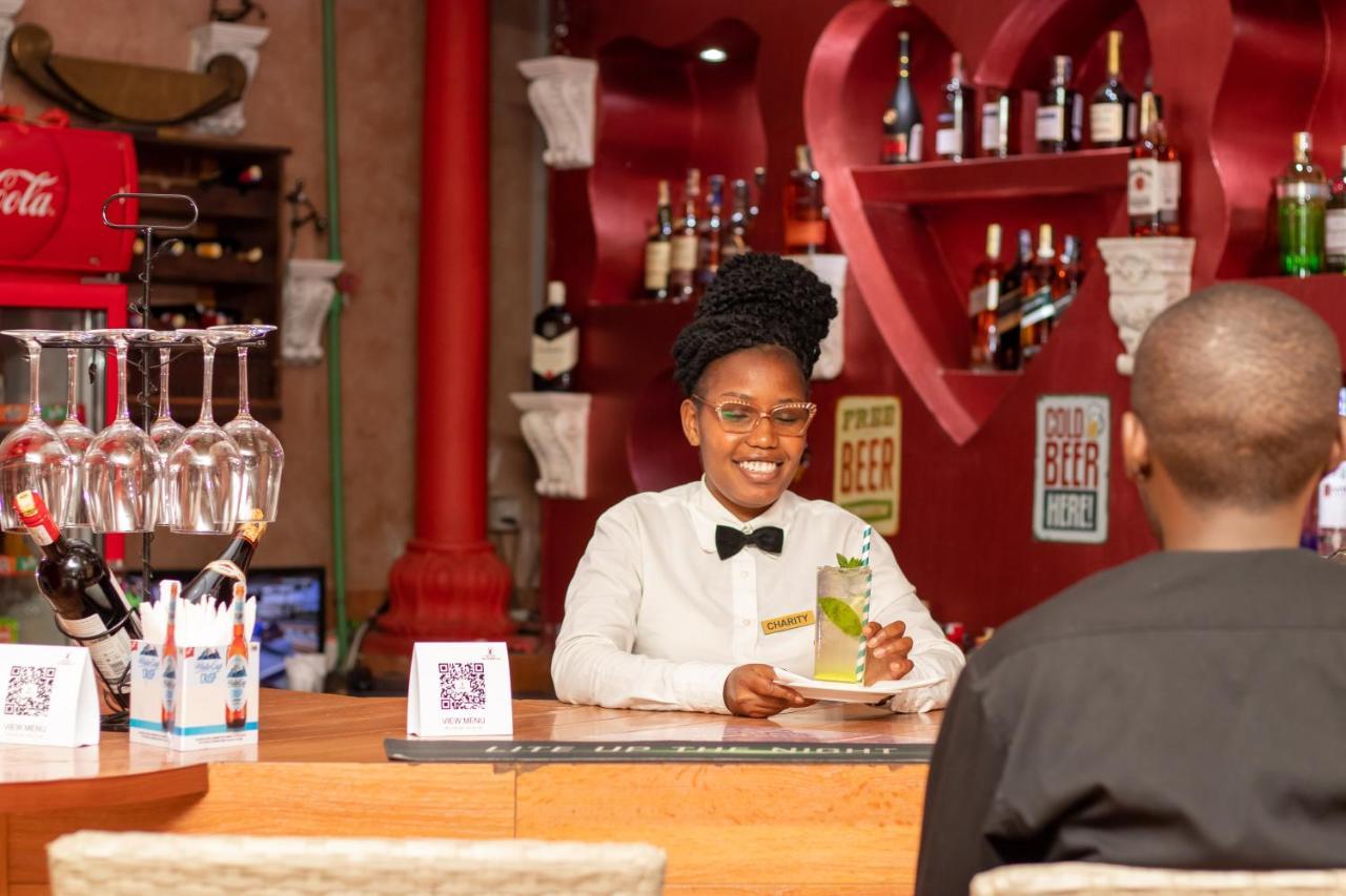Hotel Waterbuck Nakuru Ngoại thất bức ảnh