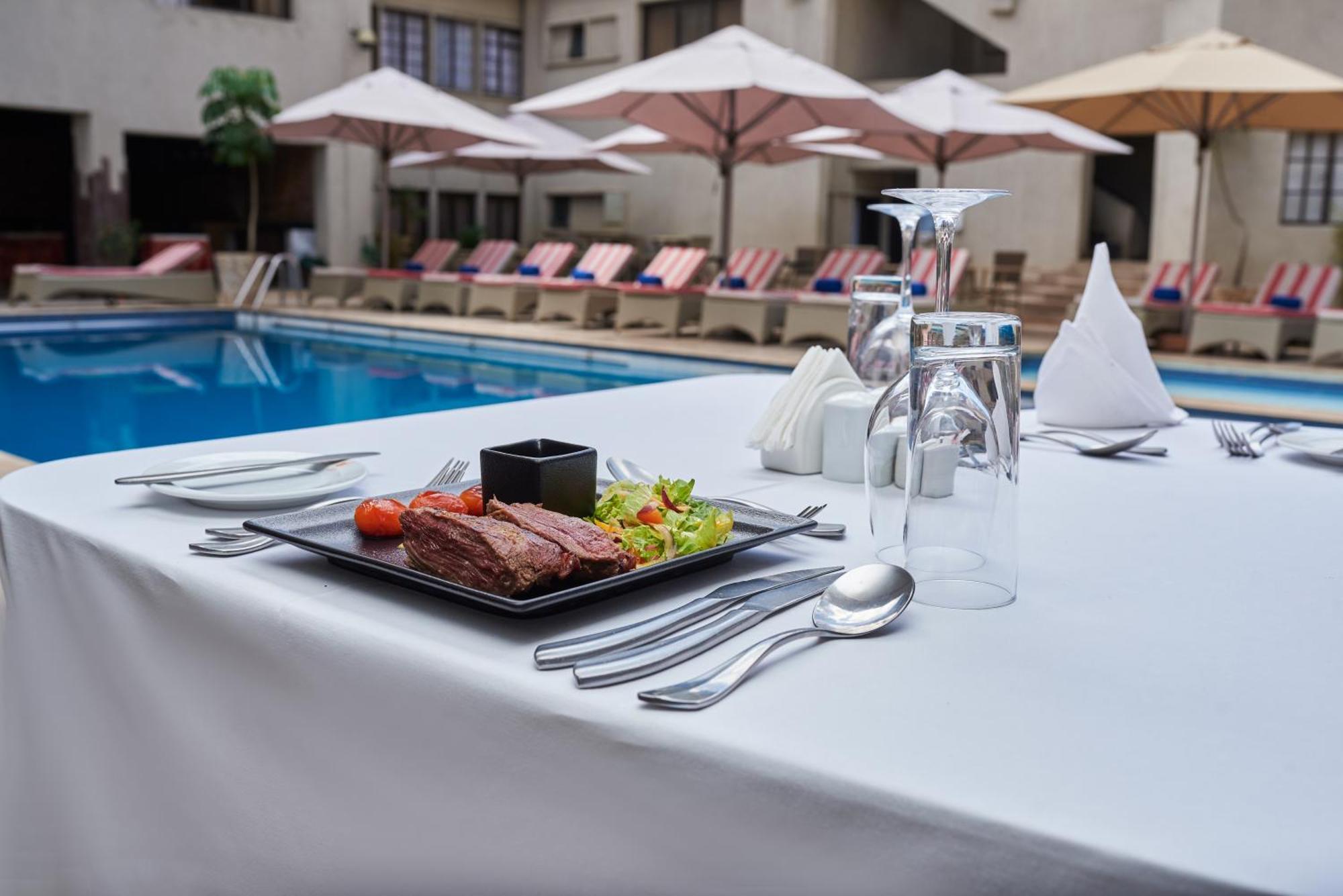Hotel Waterbuck Nakuru Ngoại thất bức ảnh