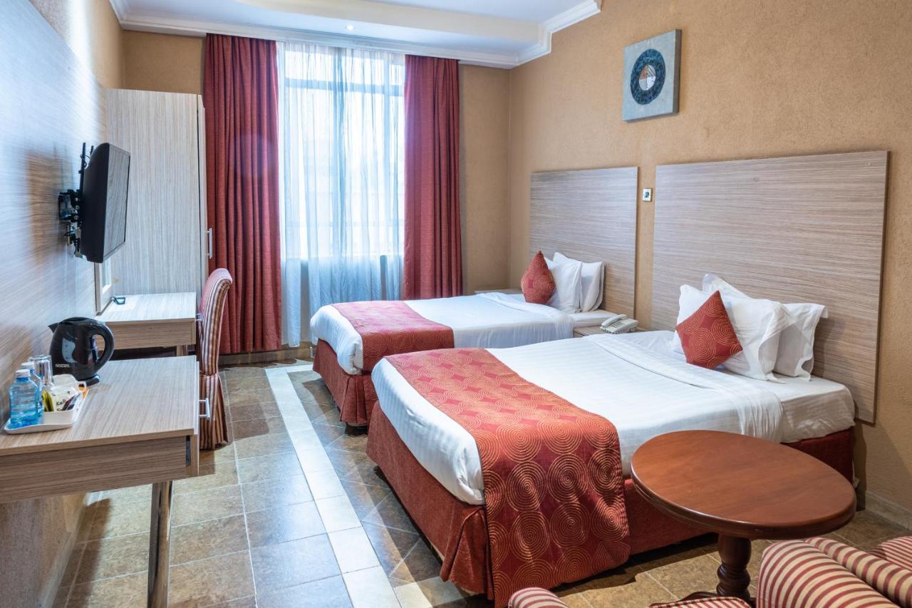 Hotel Waterbuck Nakuru Ngoại thất bức ảnh